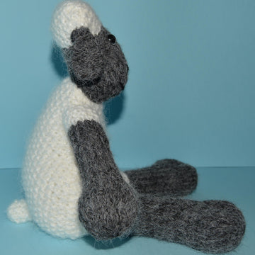 Lila Lamb-Bert The Knitting Sheep