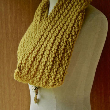 Honey Comb Cowl