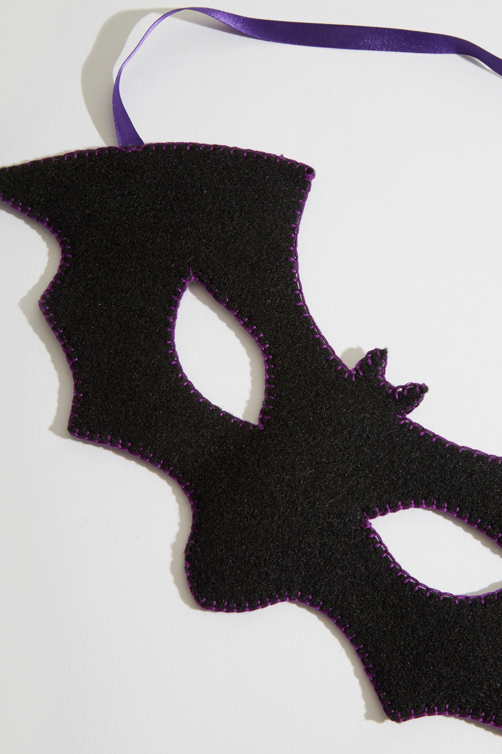 DMC Reversible Bat Mask - PAT1099 - Downloadable PDF