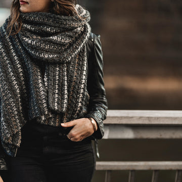Bernard Houndstooth Scarf