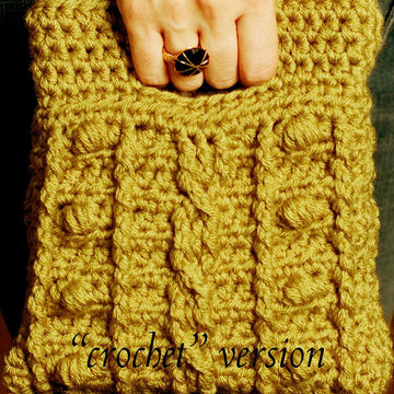 Cabled Bobble Clutch (knit version)