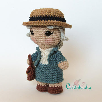 Miss Marple amigurumi doll - crochet pattern by Crochelandia
