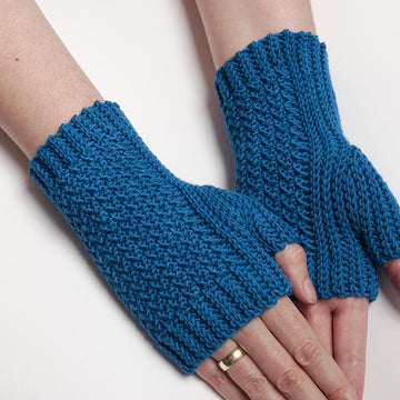 Sky Blue Mittens