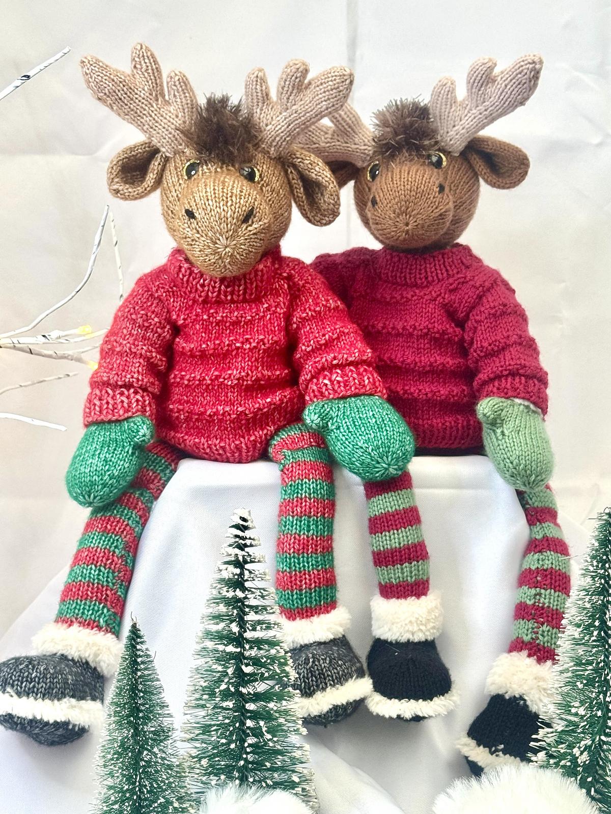 Mistletoe Moose