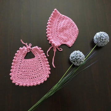 Mia Baby Girl Bib & Bonnet Set N 480