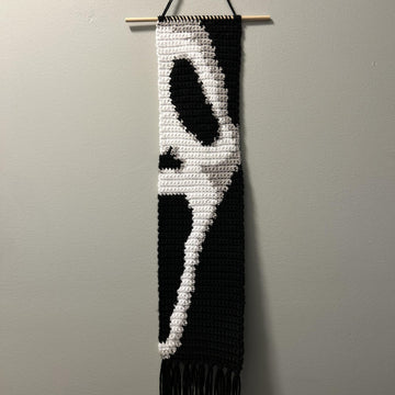 Ghost Wall Hanging Graph Pattern