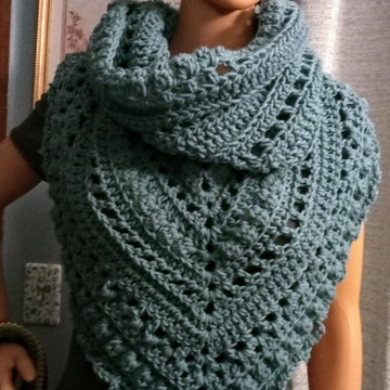 Hooded triangle scarf