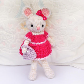 Little girl mouse Lilly