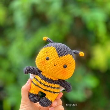 Amigurumi Bee-crochet pattern
