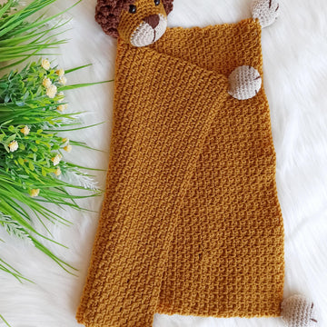 Crochet lion security blanket, crochet baby lovey pattern