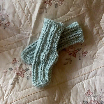 Kids Devonshire Cable Socks