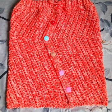 Buttoned skirt