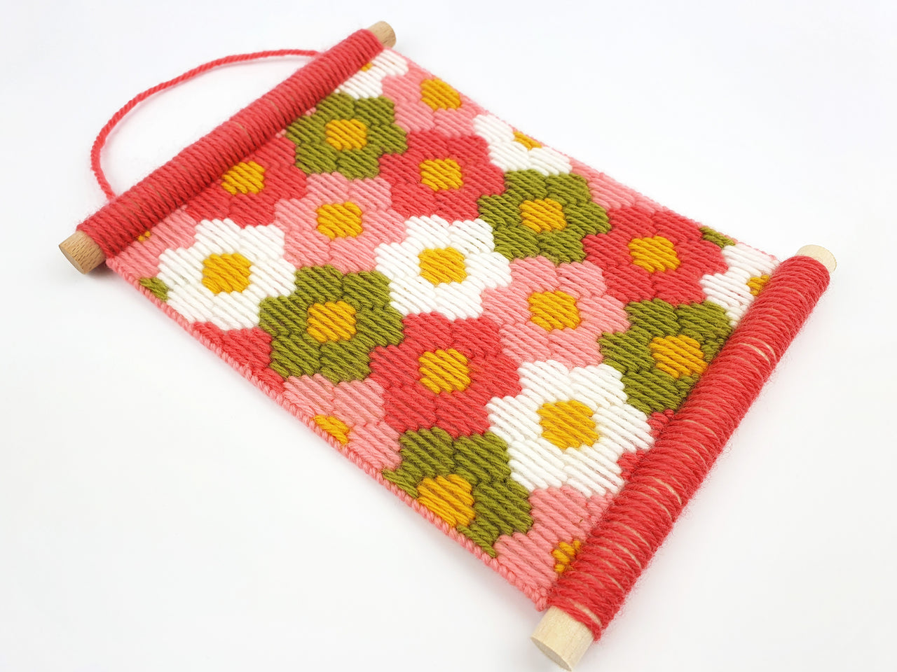 Oh Sew Bootiful Flower Power Wall Hanging Bargello Kit