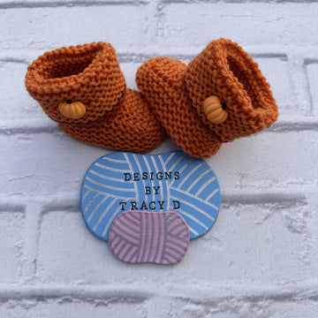Pumpkin baby knitting pattern cardigan, hat, booties & mitts