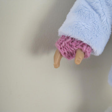 Super-Easy Doll Handwarmers