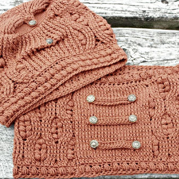 Frostberry Cowl