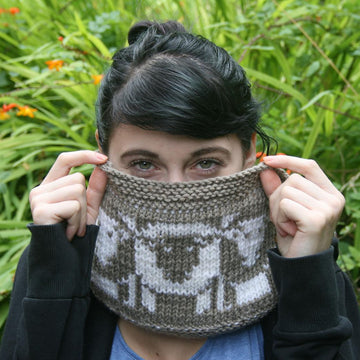 Cosy Sheep Cowl