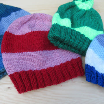 Basic Bobble Hat in 4 sizes