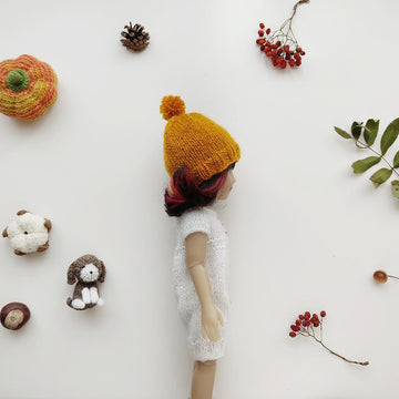 Pompom hat