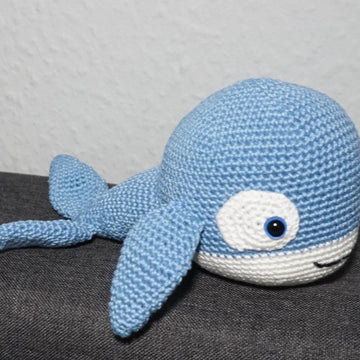 Crochet pattern: whale Moby