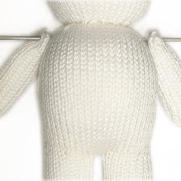 Valentine bunny rabbit knitting pattern 19038