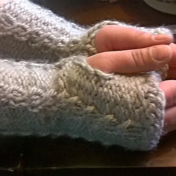 Tera Cable Gloves