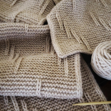Stacked Lines Scarf