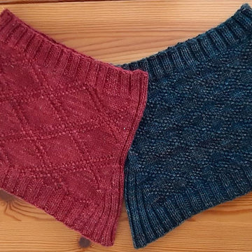Tartanesque cowl