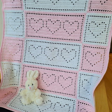 Hearts Galore Filet Blanket