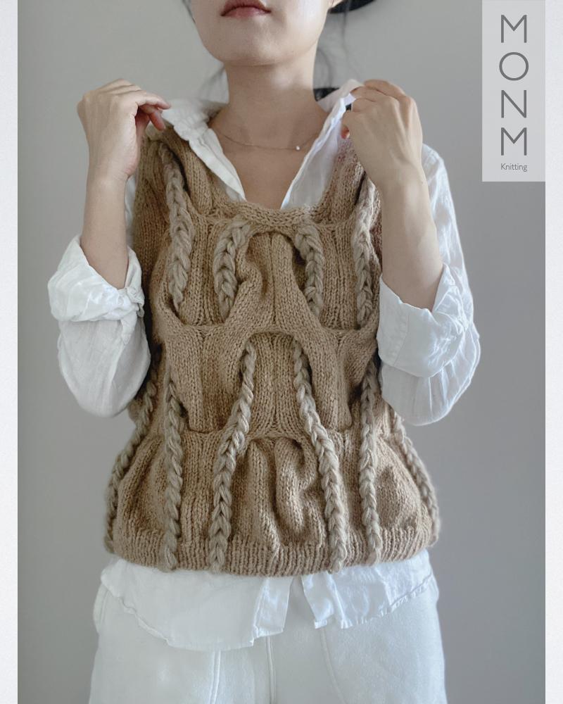 Horseshoe Vest