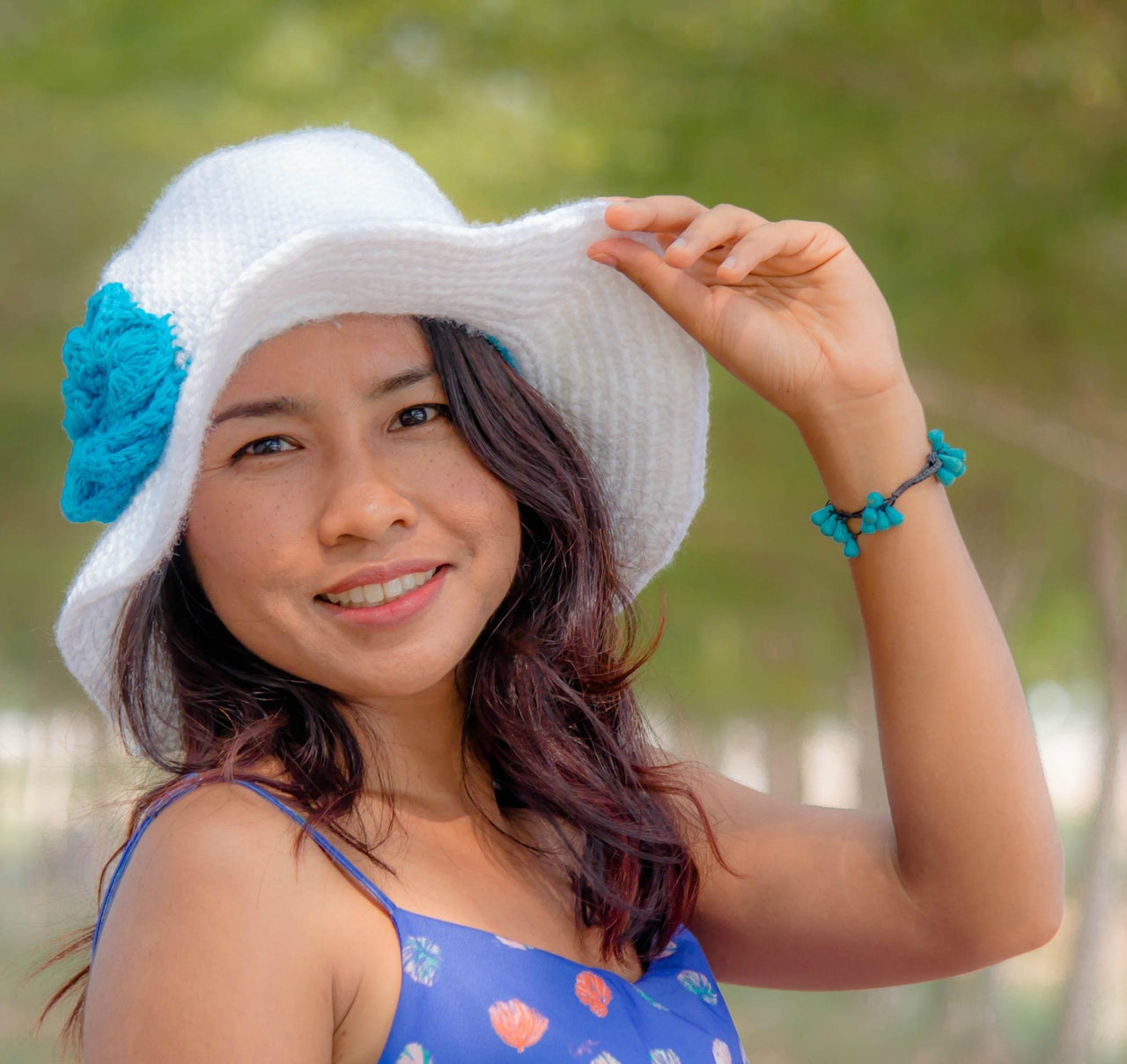 The beginner wide brim sun hat