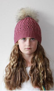 Lucinda hat