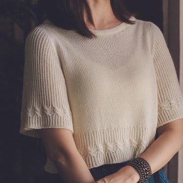 Lyra Tee