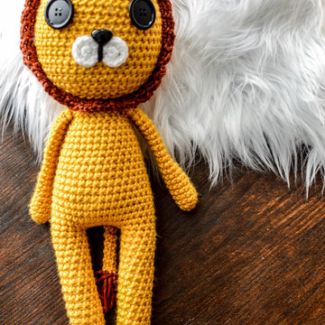 LUNA - LEO the Lion
