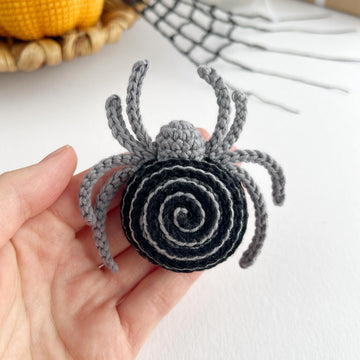 Crochet spider pattern Halloween amigurumi spider keyring & bag charm Spooky crochet PDF