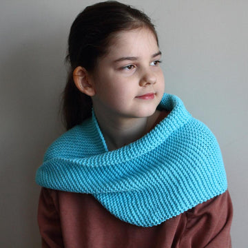 Dove Twist Cowl