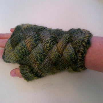 Everweave Entrelac Handwarmers