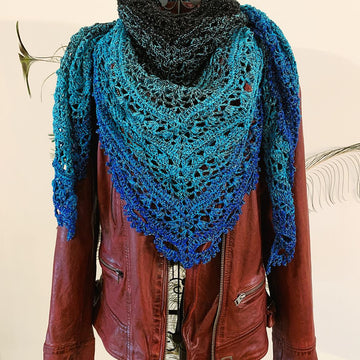 Triangular Scarf "Melaina"