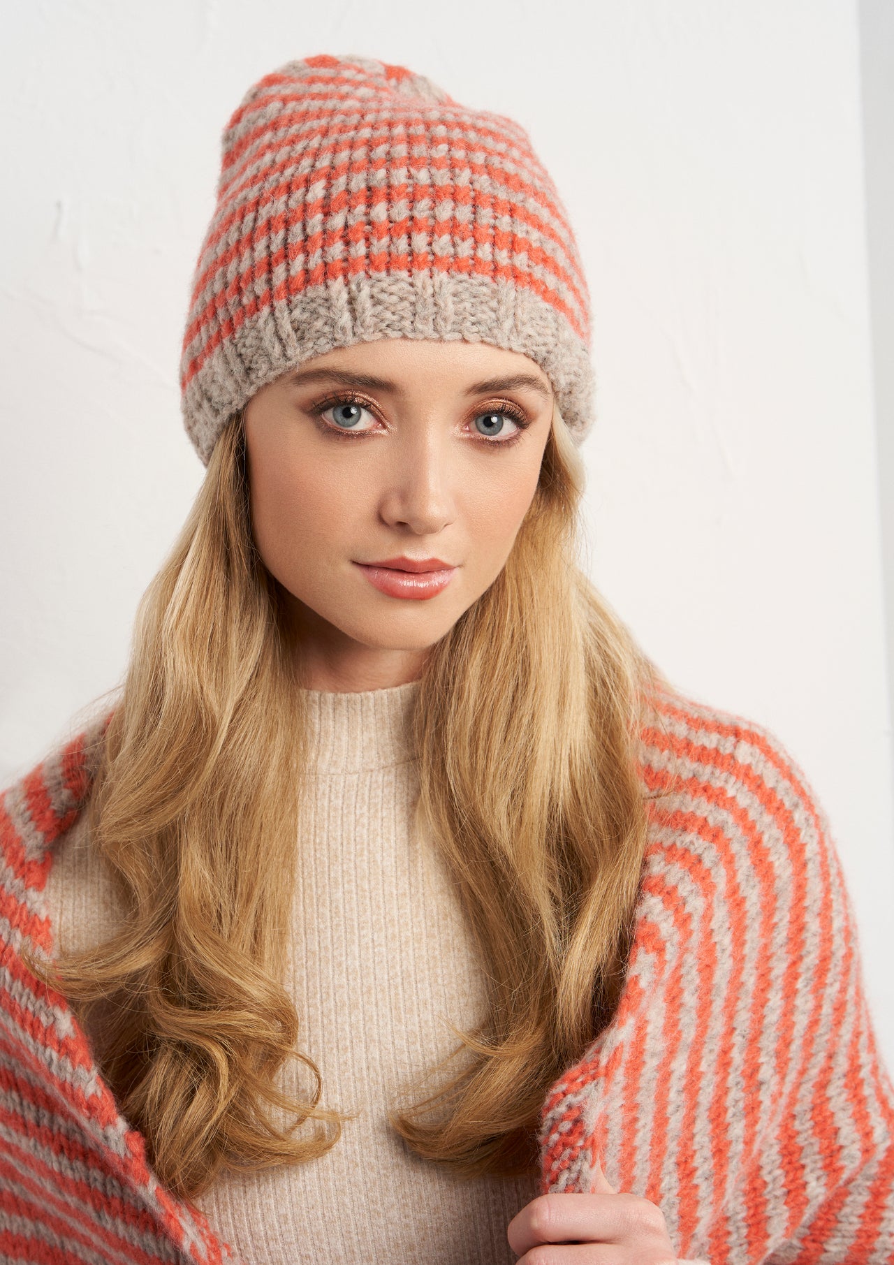 Cutler Hat in Rowan Brushed Fleece - RTP004-0010-ENPFRP - Downloadable PDF