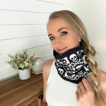 Halloweenie Cowl