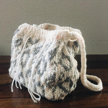 Snow mountain bucket bag