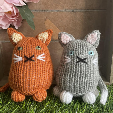 Grumpy cat toy