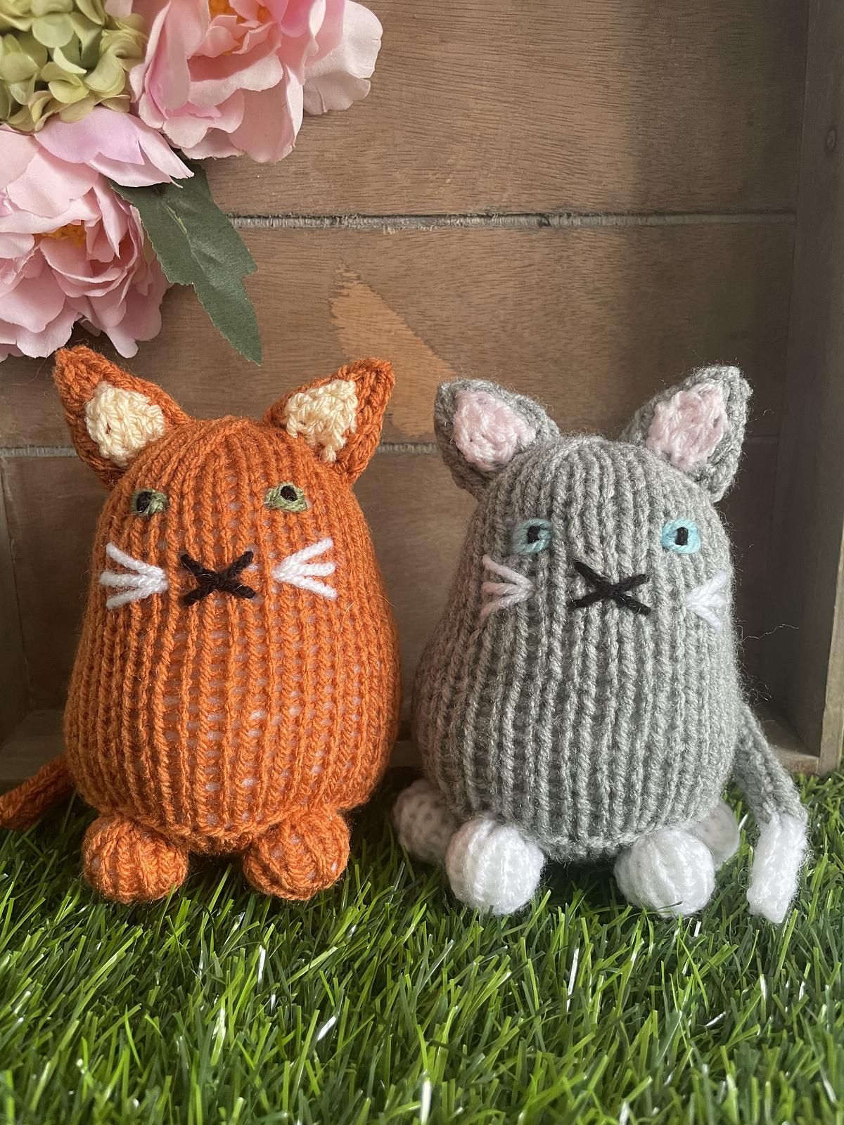 Grumpy cat toy