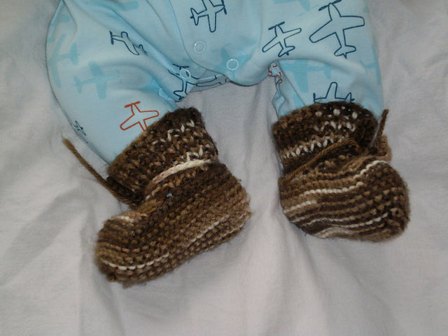 Knitted Baby Bootees