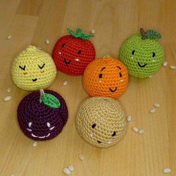 Fruit juggling balls