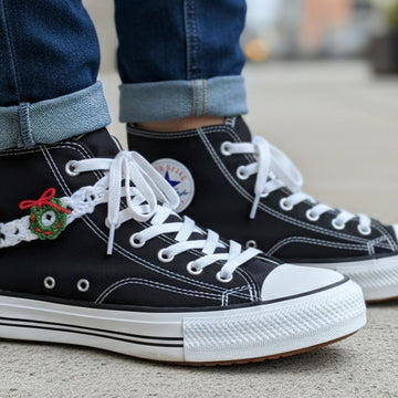 Wreath Sneaker Charm