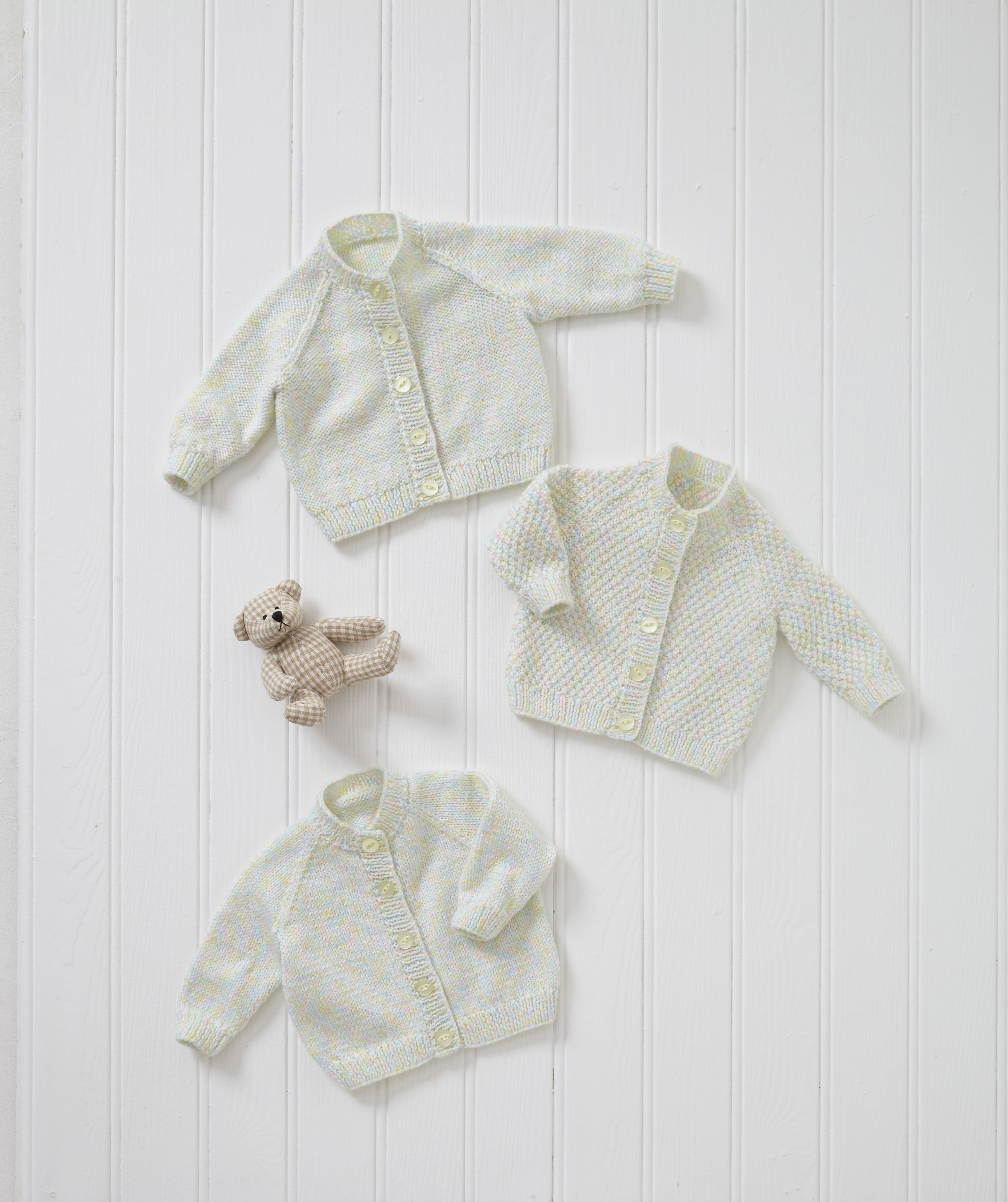 Babies in King Cole Cloud Nine DK - P6061 - Leaflet