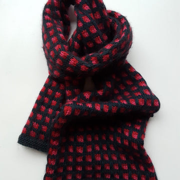 Shadowbox Scarf