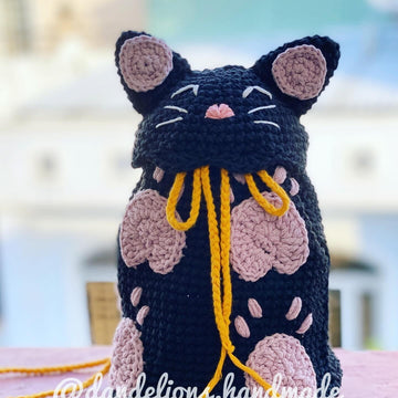 Black Cat Bucket Bag