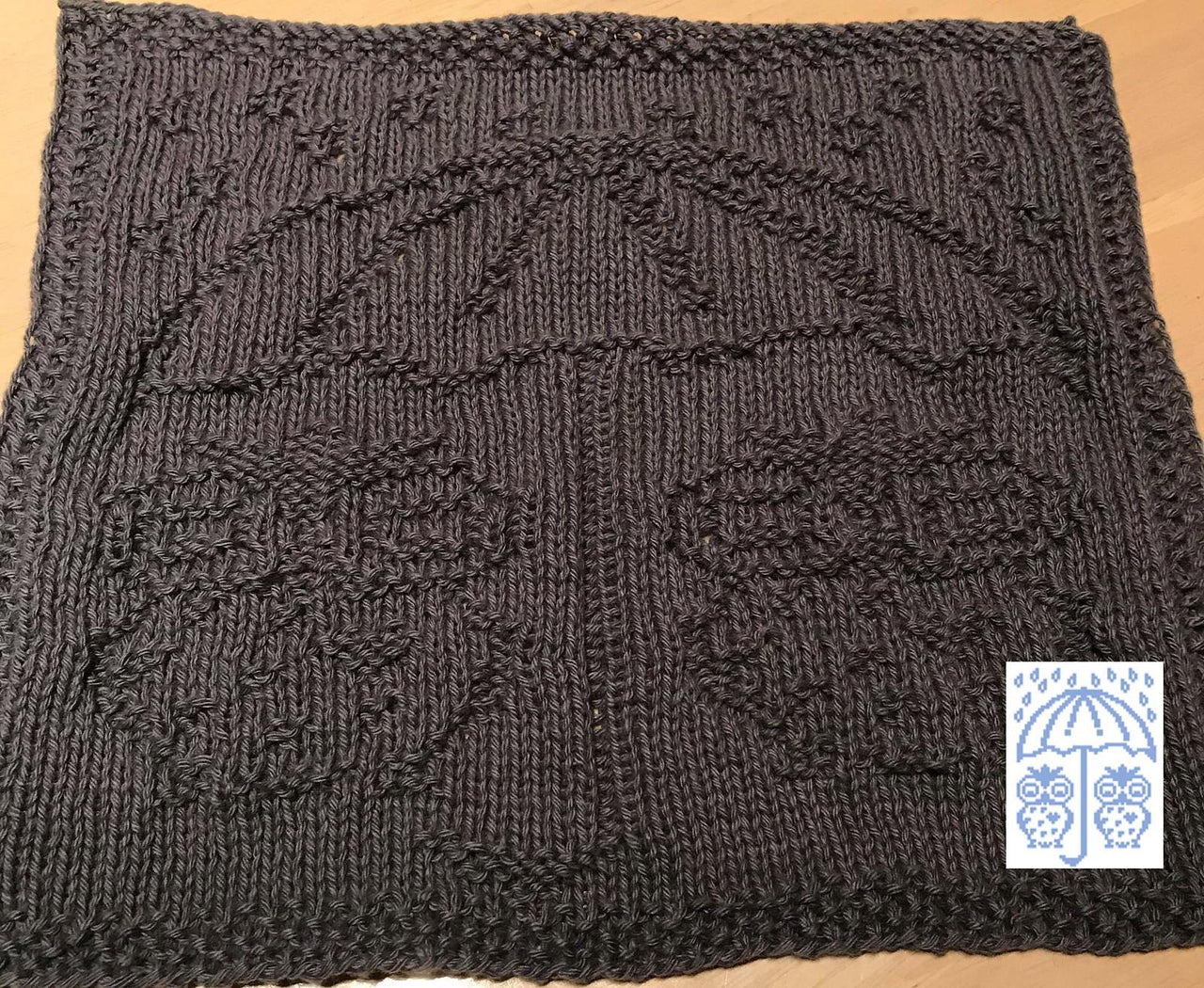 Nr. 55 Owls with umbrella 65 stitches